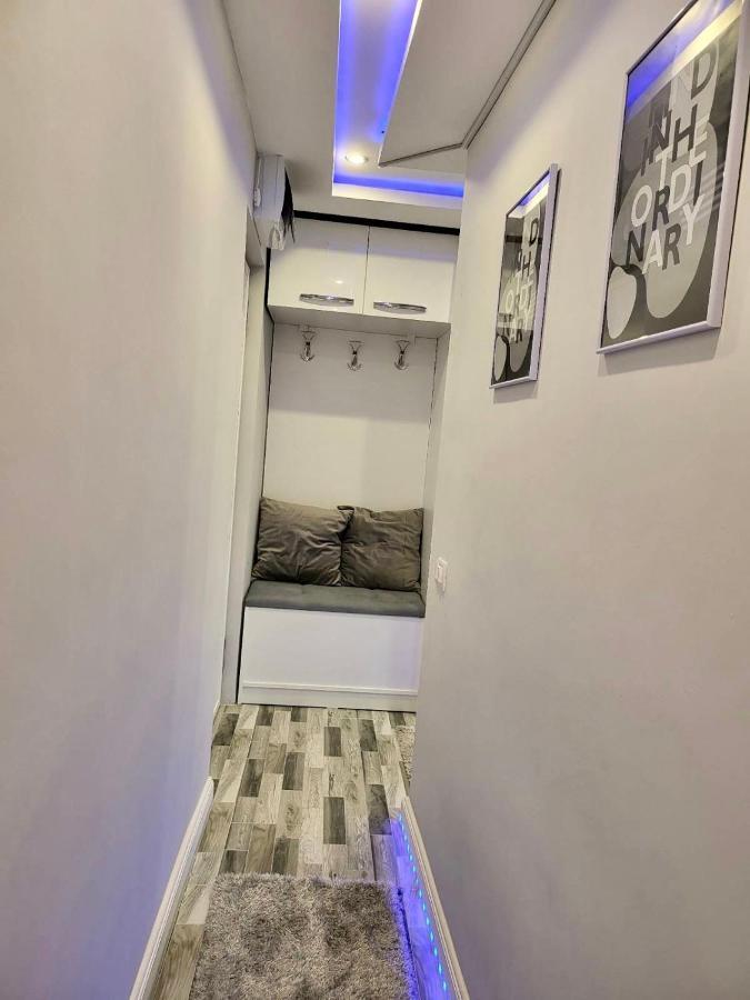 Studio Delux Giurgiu Exteriör bild
