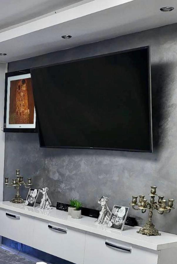 Studio Delux Giurgiu Exteriör bild